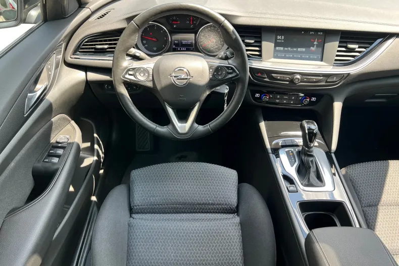 Opel Insignia din 2020 cu 80.000 km - oferta OPE158685 - foto 4