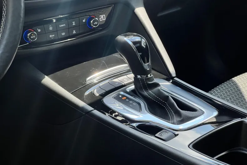 Opel Insignia din 2020 cu 80.000 km - oferta OPE158685 - foto 6