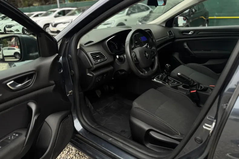 Renault Megane din 2020 cu 52.707 km - oferta REN158691 - foto 2