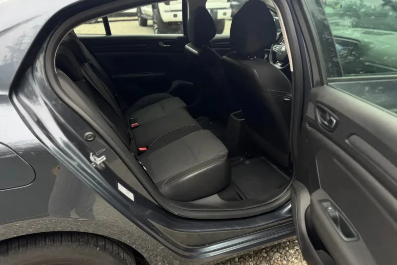 Renault Megane din 2020 cu 52.707 km - oferta REN158691 - foto 4