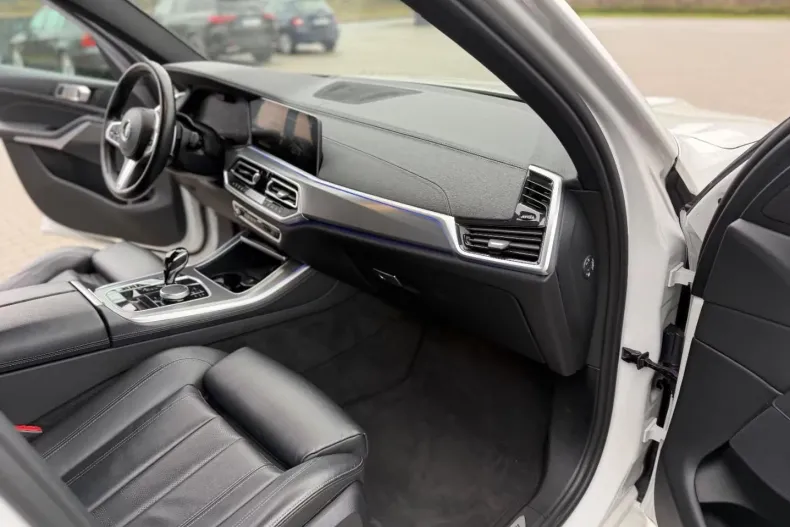 BMW X5 din 2021 cu 50.630 km - oferta BMW158702 - foto 8