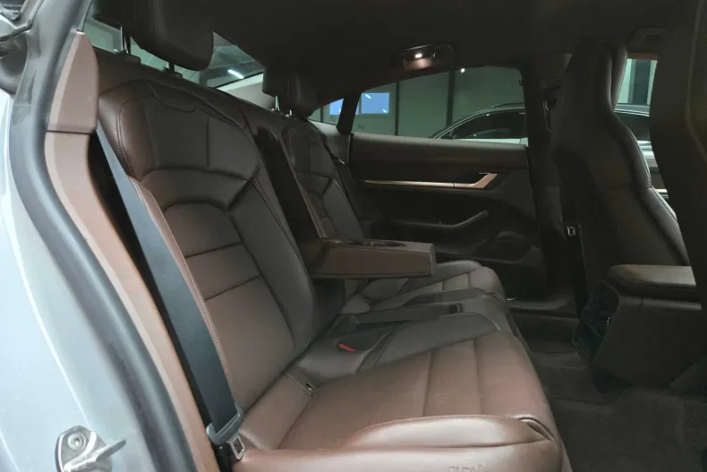 Porsche Taycan din 2021 cu 41.011 km - oferta POR158707 - foto 22