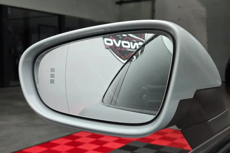 Porsche Taycan din 2021 cu 41.011 km - oferta POR158707 - foto 38