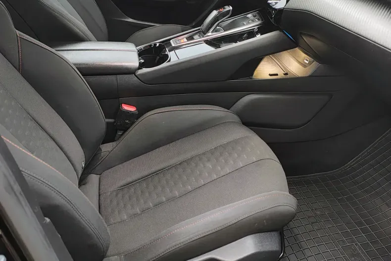 Peugeot 508 din 2019 cu 138.000 km - oferta PEU158710 - foto 11