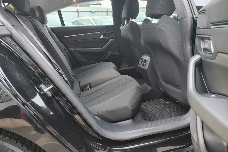 Peugeot 508 din 2019 cu 138.000 km - oferta PEU158710 - foto 17