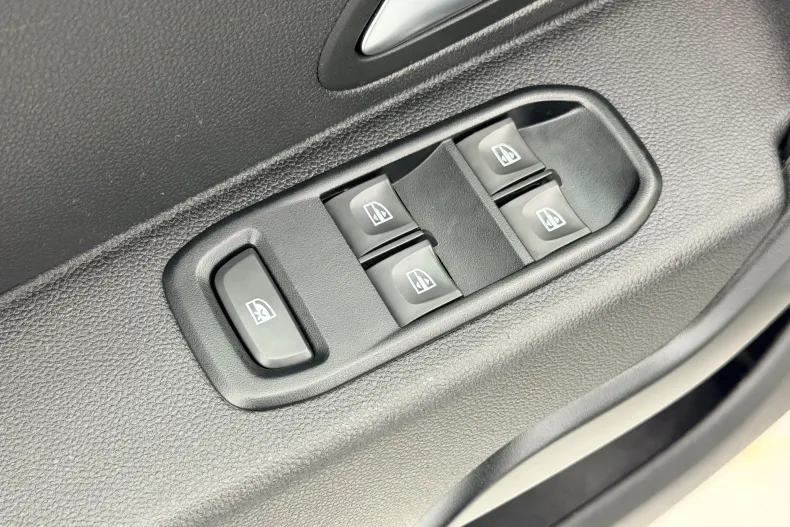 Dacia Duster din 2022 cu 137.000 km - oferta DAC158720 - foto 12