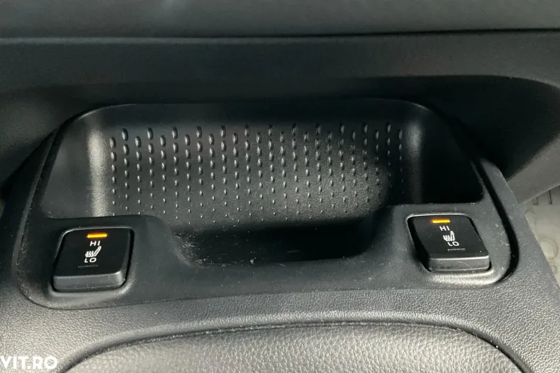 Toyota Corolla din 2020 cu 44.999 km - oferta TOY158724 - foto 25