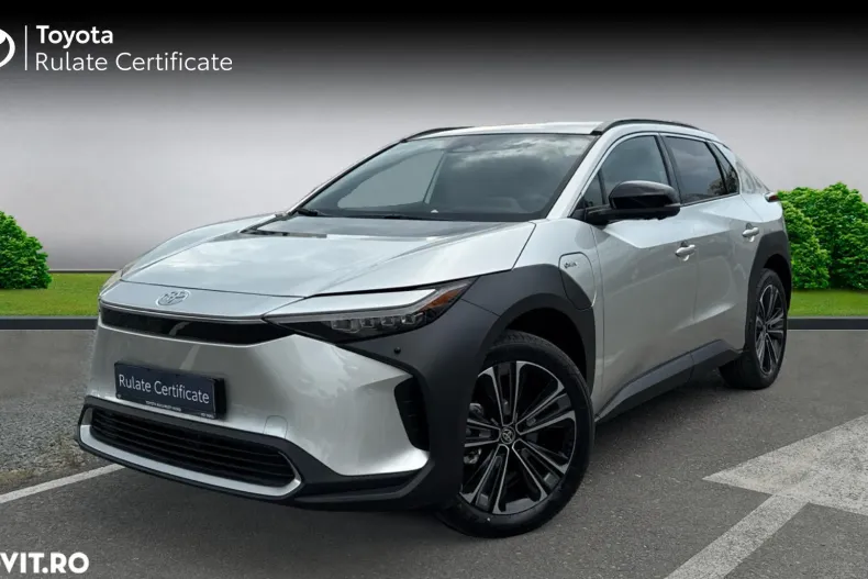 Toyota bZ4X din 2025 cu 5.434 km - oferta TOY158725 - foto 1