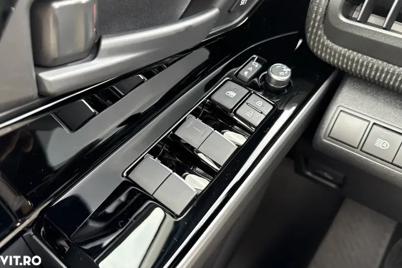 Toyota bZ4X din 2025 cu 5.434 km - oferta TOY158725 - foto 22