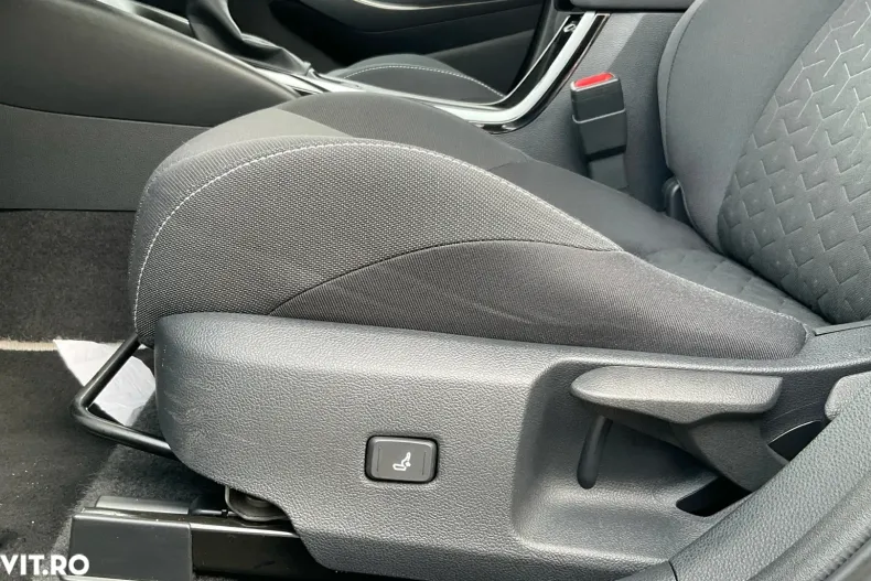 Toyota Corolla din 2021 cu 99.983 km - oferta TOY158726 - foto 28