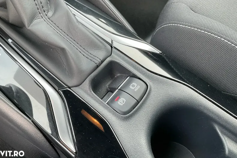 Toyota Corolla din 2021 cu 99.983 km - oferta TOY158726 - foto 32