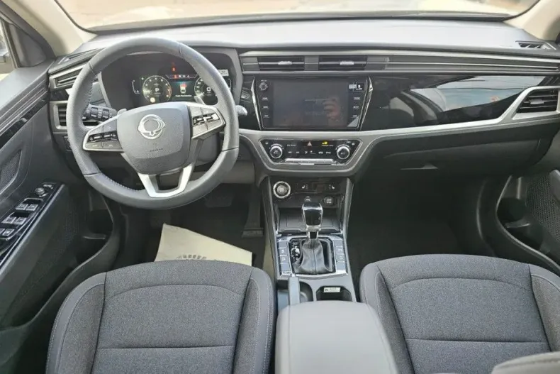 KG Mobility Korrando din 2025 cu 1 km - oferta KGM158730 - foto 14