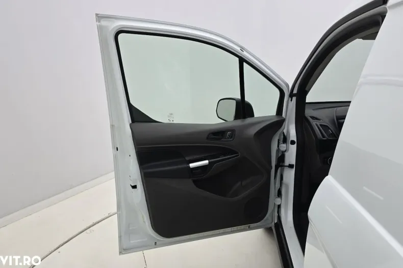 Ford Transit Connect din 2022 cu 123.929 km - oferta FOR158731 - foto 10