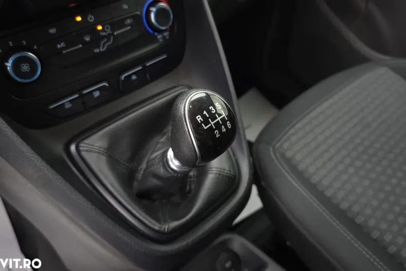 Ford Transit Connect din 2022 cu 123.929 km - oferta FOR158731 - foto 17