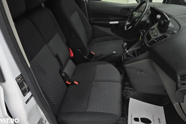 Ford Transit Connect din 2019 cu 69.358 km - oferta FOR158732 - foto 19