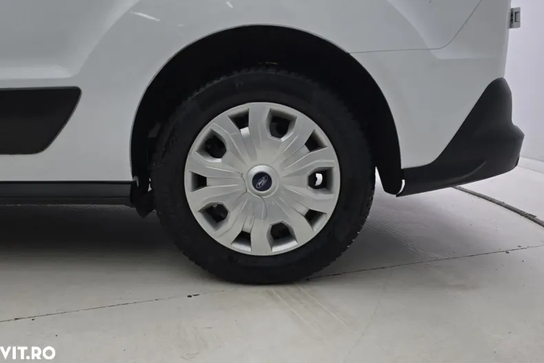 Ford Transit Connect din 2019 cu 69.358 km - oferta FOR158732 - foto 22