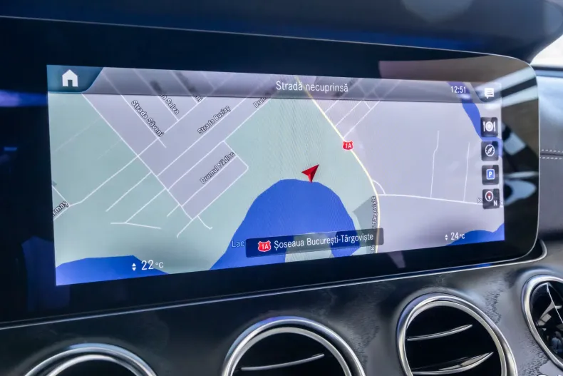 Mercedes-Benz E din 2020 cu 123.900 km - oferta MER158734 - foto 28