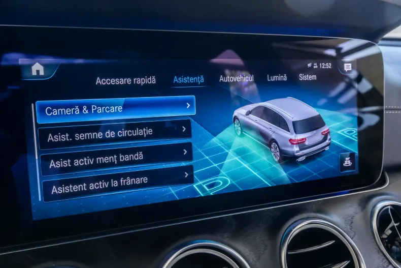 Mercedes-Benz E din 2020 cu 123.900 km - oferta MER158734 - foto 32