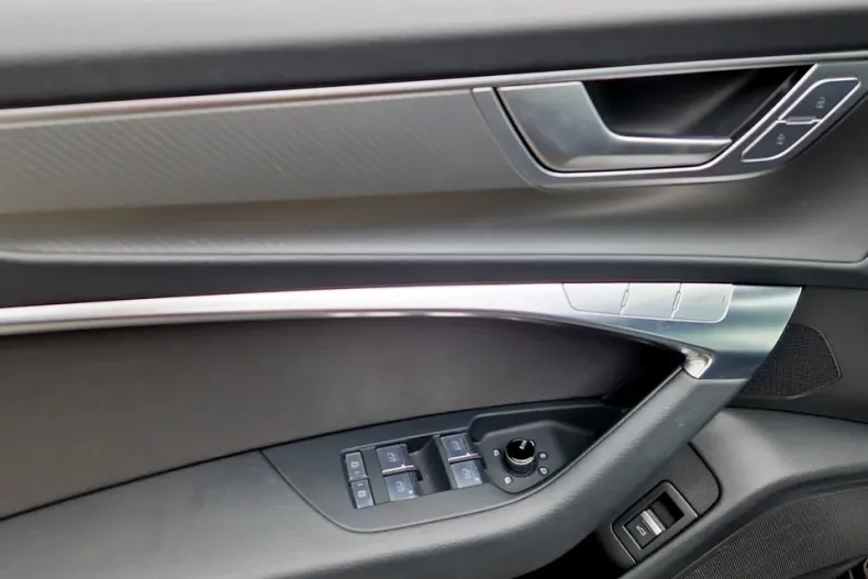 Audi A6 din 2022 cu 50.584 km - oferta AUD158742 - foto 15