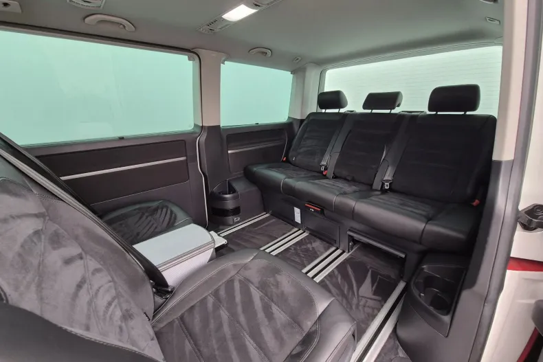 Volkswagen Multivan din 2019 cu 106.119 km - oferta VOL158744 - foto 12