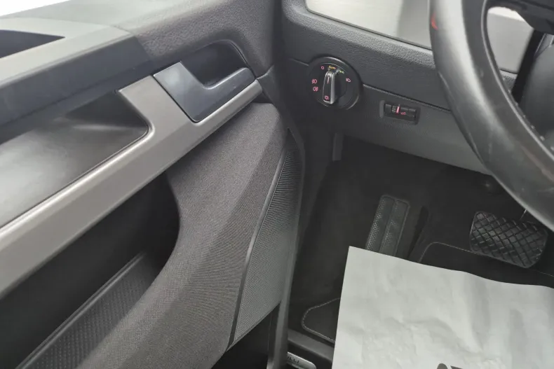 Volkswagen Multivan din 2019 cu 106.119 km - oferta VOL158744 - foto 16