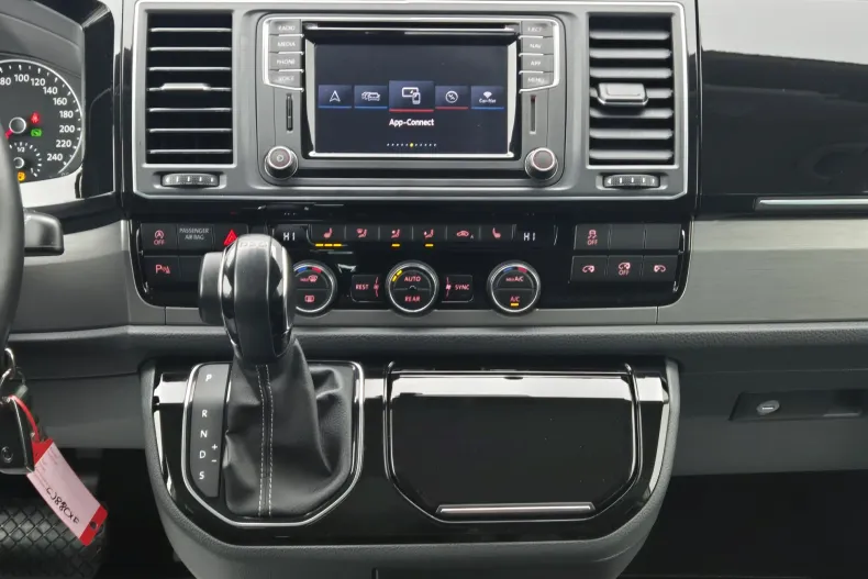 Volkswagen Multivan din 2019 cu 106.119 km - oferta VOL158744 - foto 21