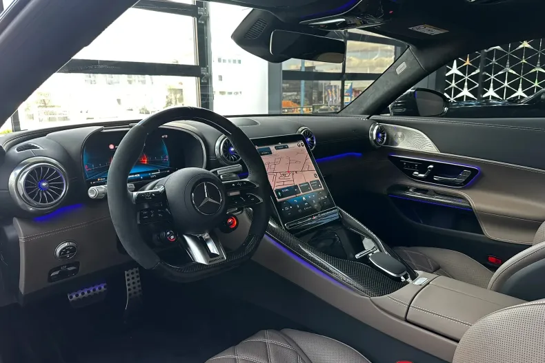 Mercedes-Benz AMG GT din 2024 cu 12.000 km - oferta MER158755 - foto 6