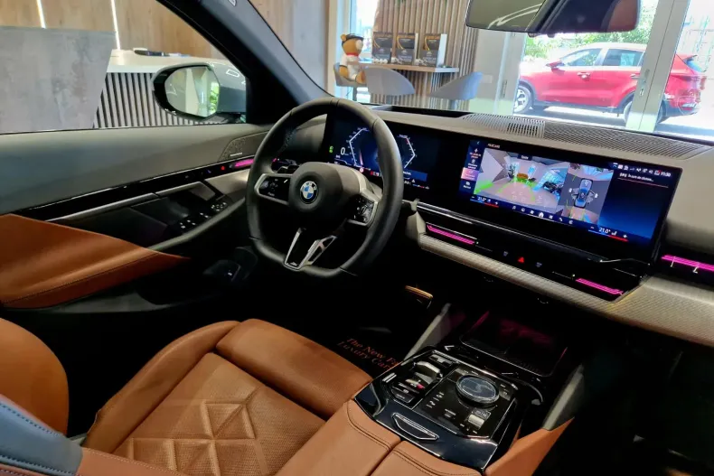 BMW Seria 5 din 2024 cu 26.300 km - oferta BMW158756 - foto 21