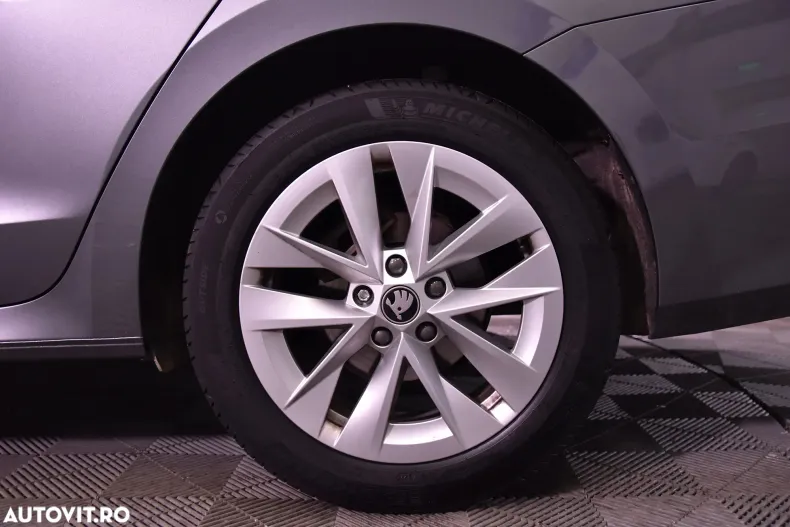 Skoda Octavia din 2024 cu 36.759 km - oferta SKO158760 - foto 13