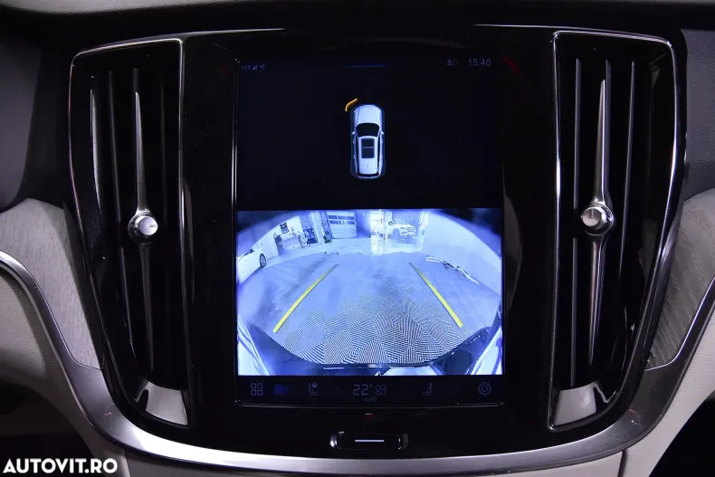 Volvo V60 din 2024 cu 4.377 km - oferta VOL158763 - foto 17