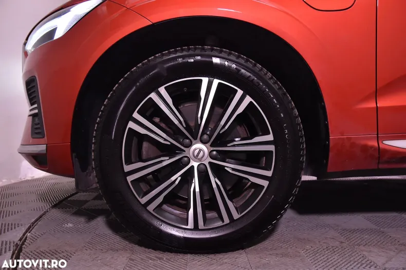 Volvo XC60 din 2021 cu 123.891 km - oferta VOL158765 - foto 13