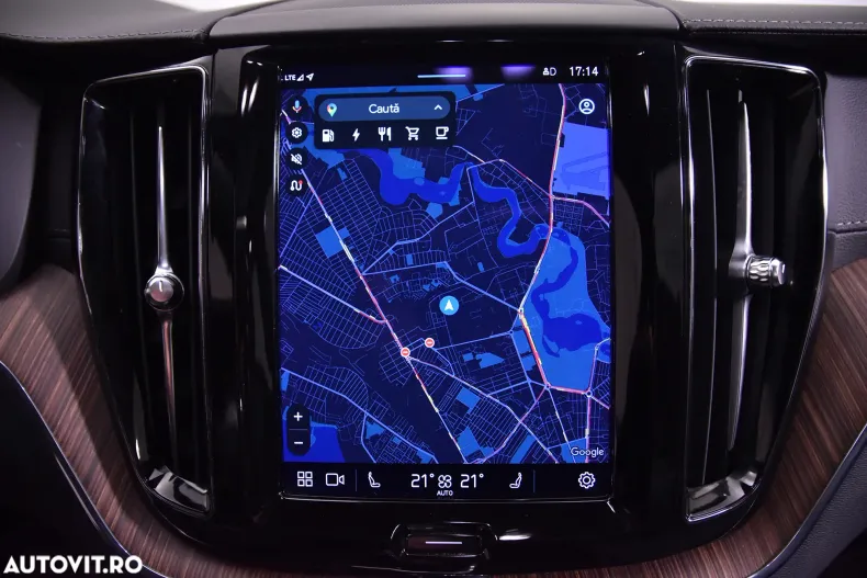 Volvo XC60 din 2021 cu 123.891 km - oferta VOL158765 - foto 20