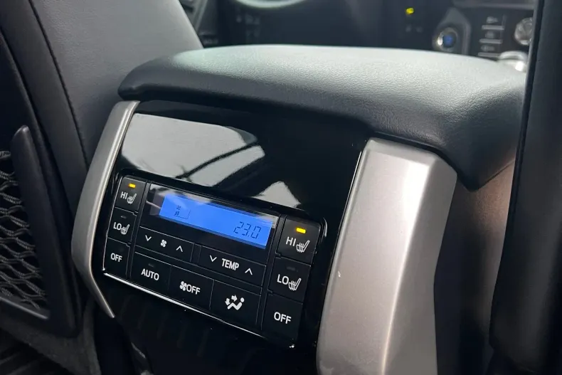 Toyota Land Cruiser din 2023 cu 123.000 km - oferta TOY158770 - foto 18