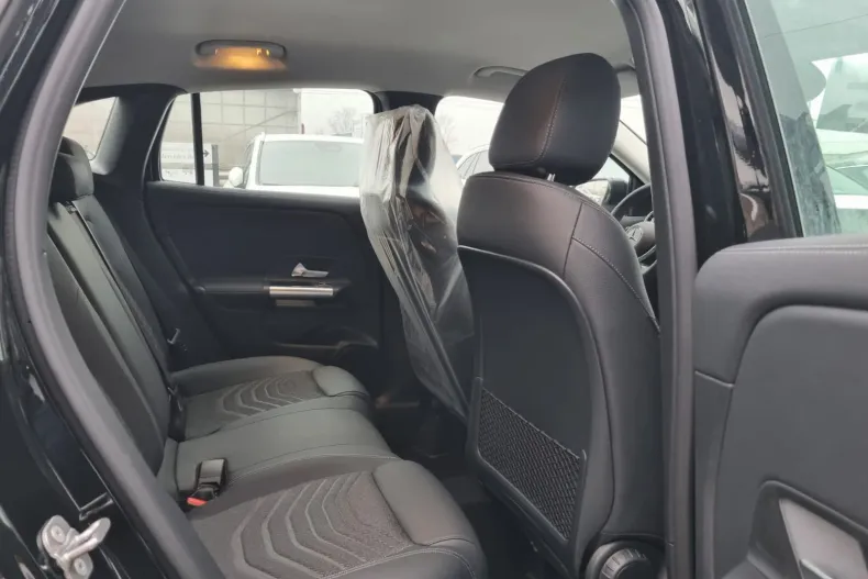 Mercedes-Benz GLA din 2025 cu 0 km - oferta MER158776 - foto 18