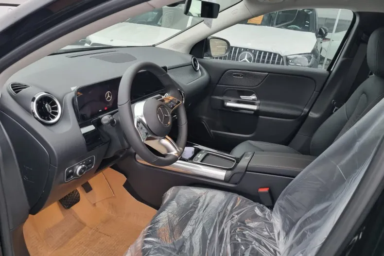 Mercedes-Benz GLA din 2025 cu 0 km - oferta MER158776 - foto 21