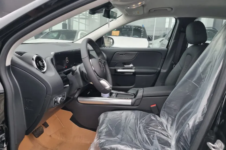 Mercedes-Benz GLA din 2025 cu 0 km - oferta MER158776 - foto 22