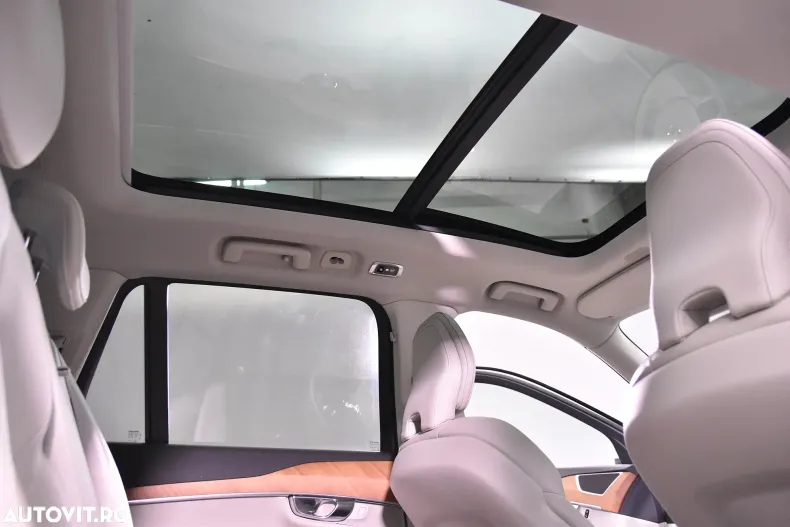 Volvo XC90 din 2022 cu 56.334 km - oferta VOL158777 - foto 23