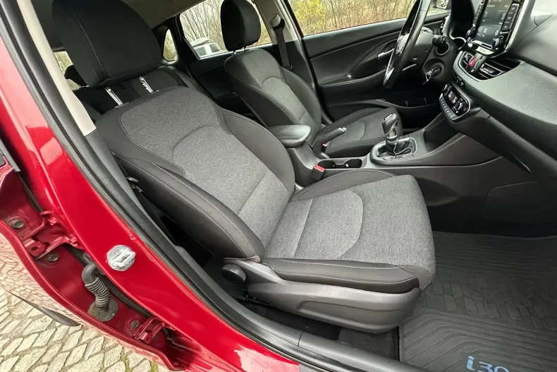 Hyundai i30 din 2023 cu 98.000 km - oferta HYU158780 - foto 14