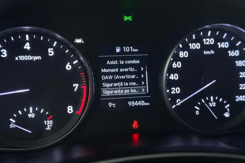 Hyundai i30 din 2023 cu 98.000 km - oferta HYU158780 - foto 33