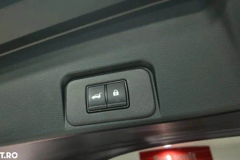 Nissan X-Trail din 2025 cu 22.700 km - oferta NIS158784 - foto 38