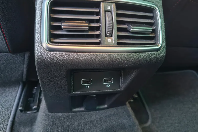 Renault Megane din 2021 cu 166.700 km - oferta REN158786 - foto 22