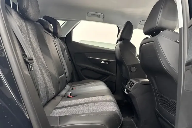 Peugeot 3008 din 2019 cu 114.000 km - oferta PEU158788 - foto 10