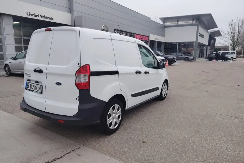 Ford Transit din 2020 cu 48.800 km - oferta FOR158789 - foto 4