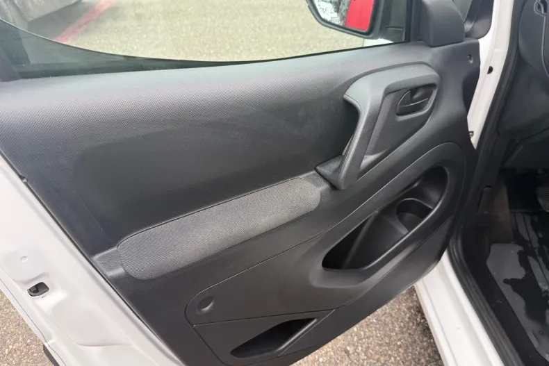 Ford Transit din 2020 cu 48.800 km - oferta FOR158789 - foto 11