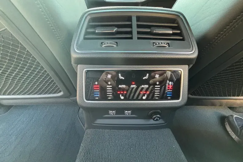 Audi RS7 din 2020 cu 54.250 km - oferta AUD158799 - foto 17