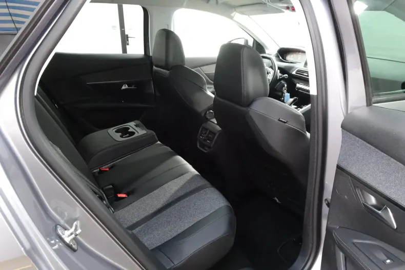 Peugeot 3008 din 2019 cu 148.000 km - oferta PEU158803 - foto 12