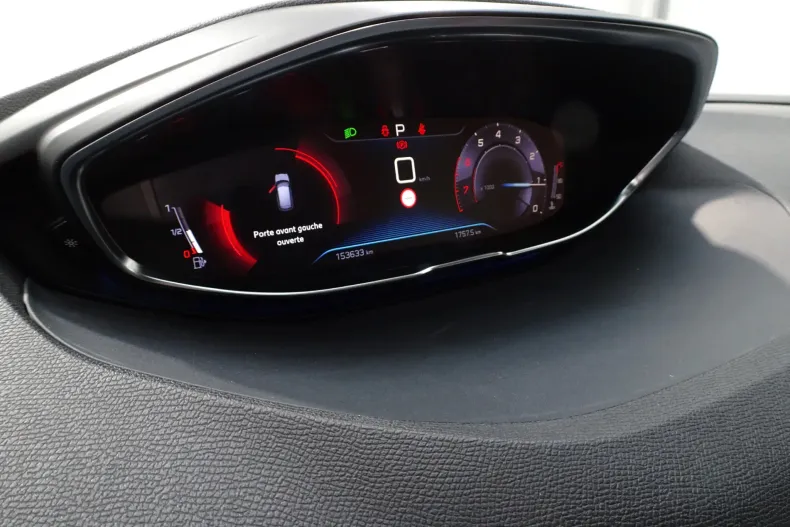 Peugeot 3008 din 2019 cu 148.000 km - oferta PEU158803 - foto 24