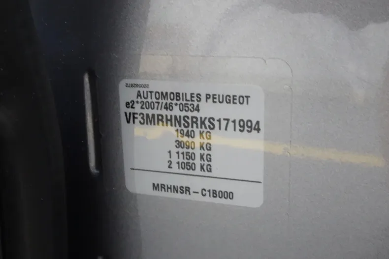 Peugeot 3008 din 2019 cu 148.000 km - oferta PEU158803 - foto 35