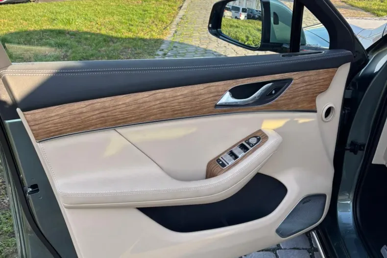 Seres 5 din 2024 cu 16 km - oferta SER158806 - foto 9