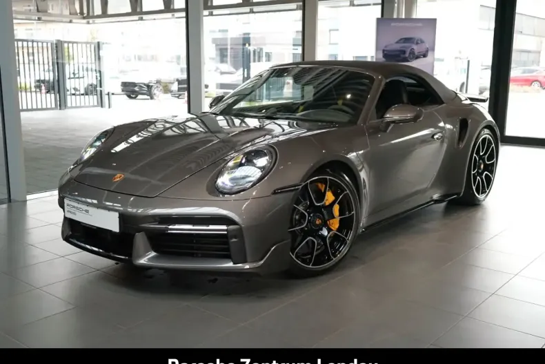 Porsche 992 din 2021 cu 40.590 km - oferta POR158811 - foto 1